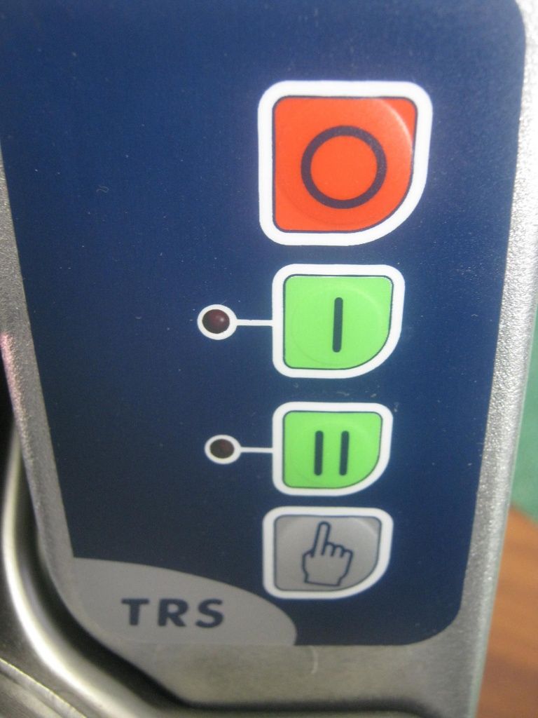Овощерезка Electrolux TRS2V